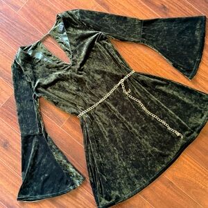 Green velvet bell sleeve mini dress